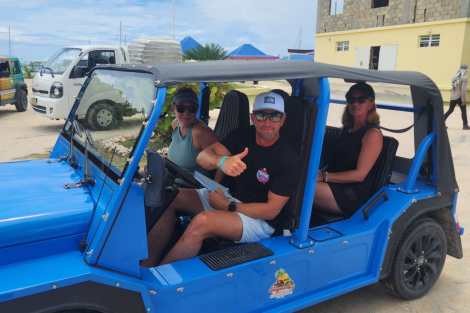 Review img # 1 of the yacht PLUS 10