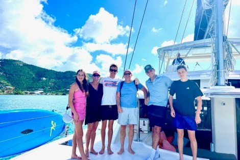 Review img # 1 of the yacht PRIME TIME