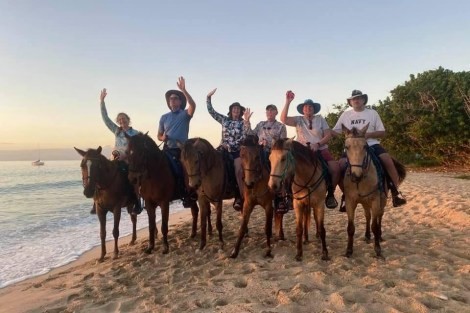 Review img # 113 of the yacht RAPSCALLION