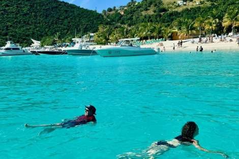 Review img # 67 of the yacht RAPSCALLION