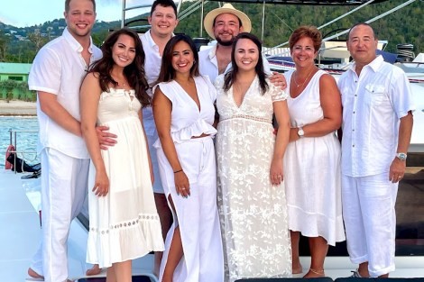 Review img # 6 of the yacht REMEDY