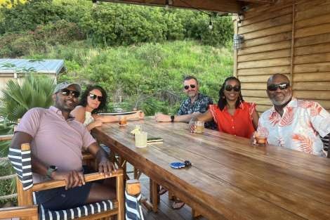 Review img # 2 of the yacht SANDY CINCO