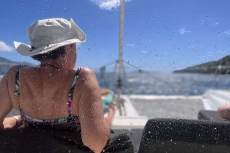 Review img # 90 of the yacht SCUBA DOO