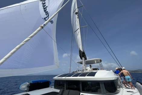 Review img # 81 of the yacht SCUBA DOO