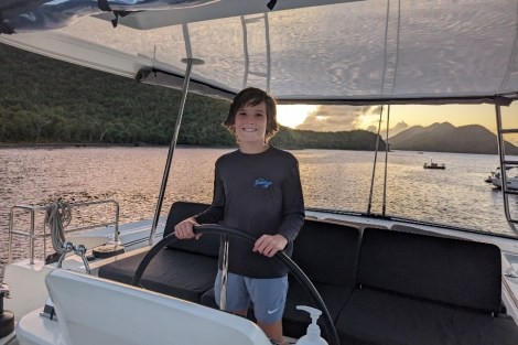 Review img # 73 of the yacht SCUBA DOO