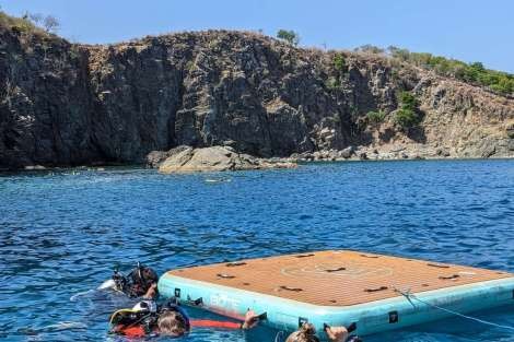 Review img # 48 of the yacht SCUBA DOO