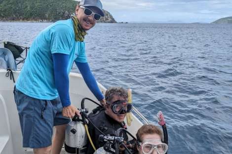 Review img # 6 of the yacht SCUBA DOO