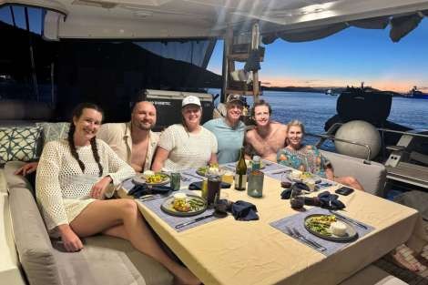 Review img # 1 of the yacht SHANGRI LA