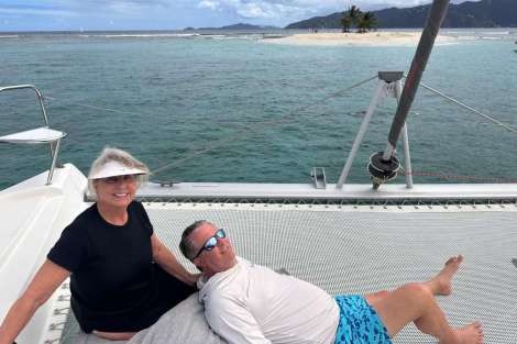 Review img # 3 of the yacht SOGGY DOGGY