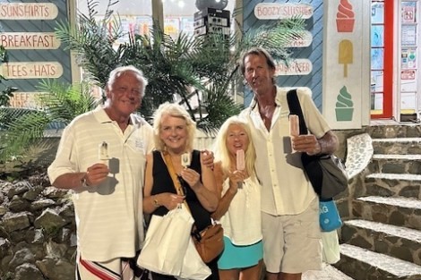 Review img # 45 of the yacht SUN GODDESS