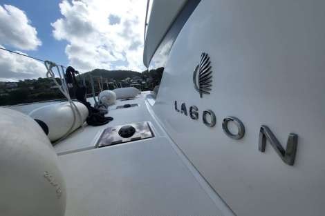 Review img # 20 of the yacht SWAN