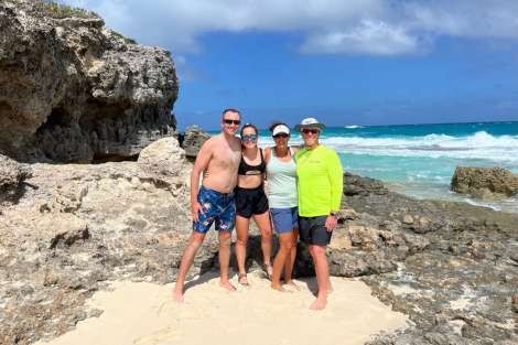 Review img # 34 of the yacht TAHINA