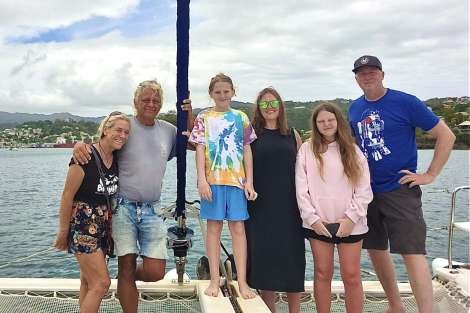 Review img # 6 of the yacht TIMAIAO 2