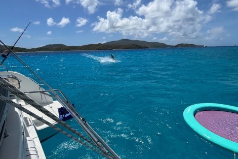 Review img # 11 of the yacht TORTUGA