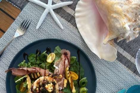 Review img # 29 of the yacht UNWAVERING