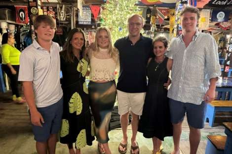 Review img # 12 of the yacht UNWAVERING