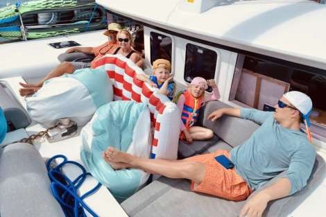 Review img # 122 of the yacht WHISKEY BUSINESS